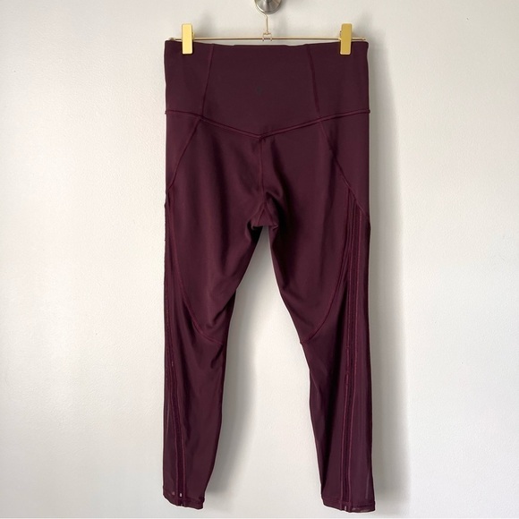 Athleta Shakti Mesh 7/8 Tight, Spiced Carbenet Size M - Picture 11 of 13